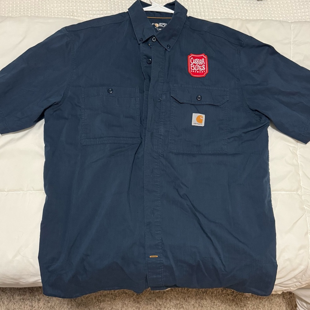Special edition Oscar blues x Carhartt workforce shirt in men’s Large (Like New)